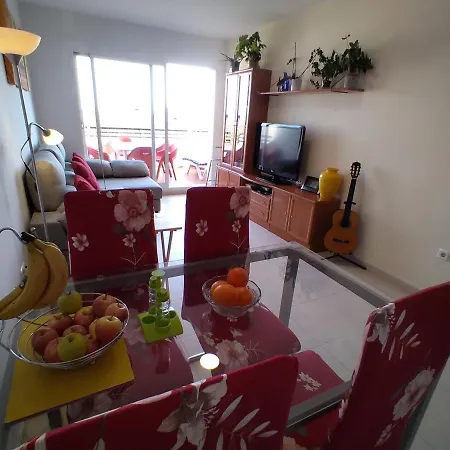 Проживание в семье Tranquilo Piso Alenda Golf