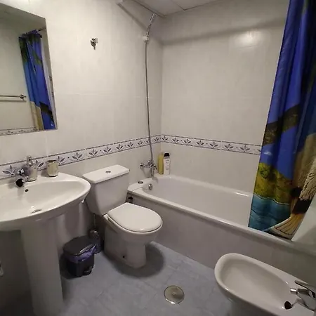 Tranquilo Piso Alenda Golf Проживание в семье