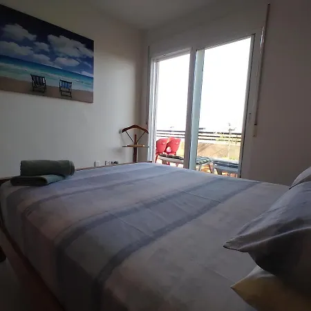 Tranquilo Piso Alenda Golf Homestay